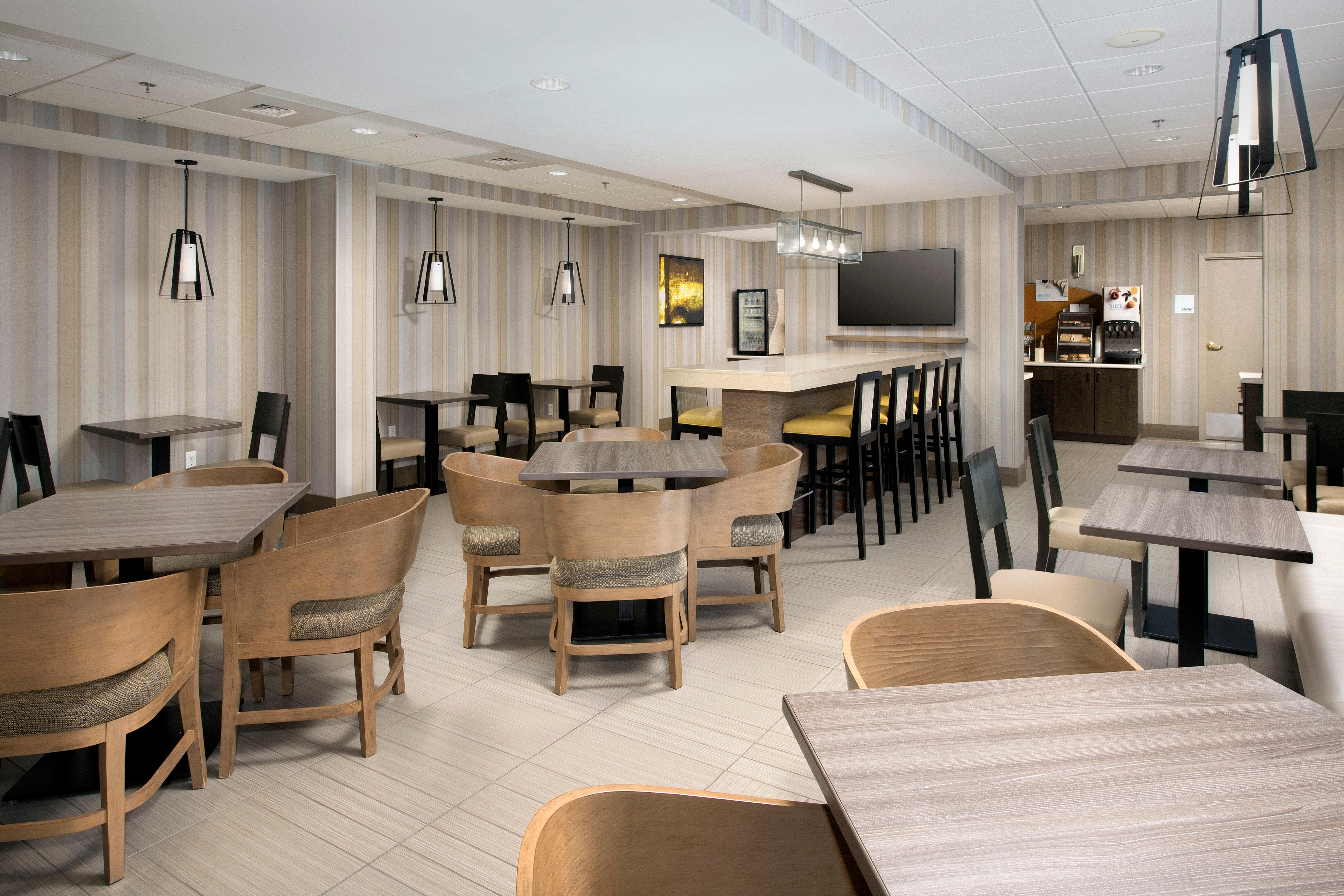 Holiday Inn Express Boston North-Woburn By Ihg Екстериор снимка